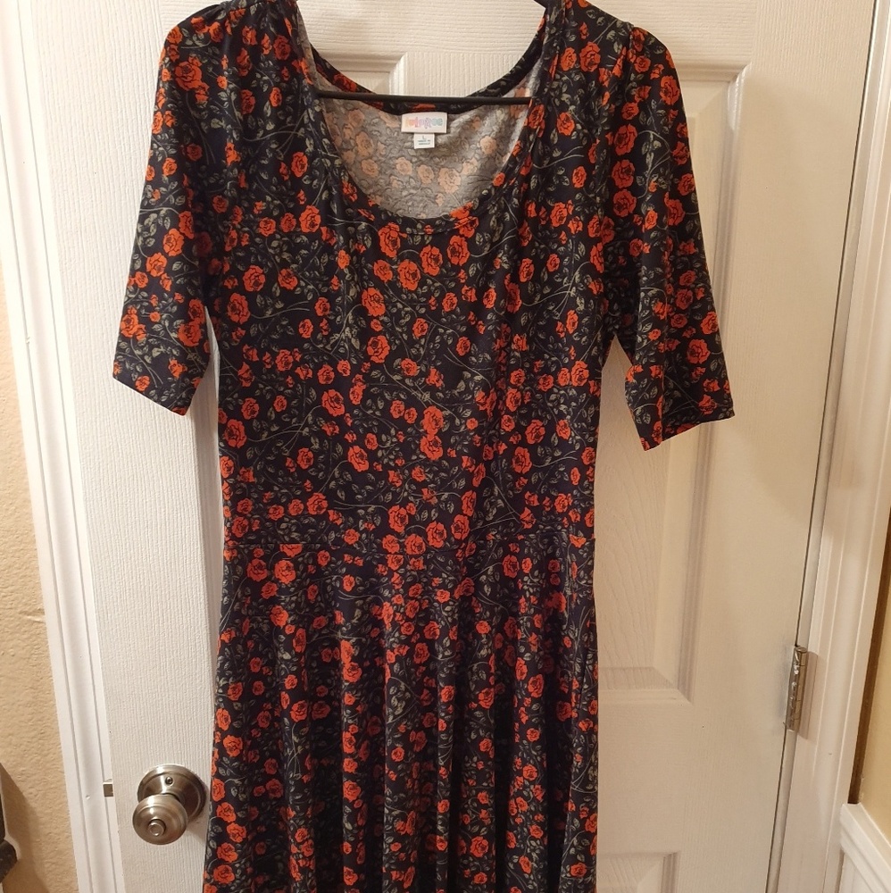 Lularoe Nicole dress